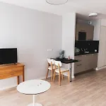 Domitys - Le Fil De Soie Aparthotel Calais