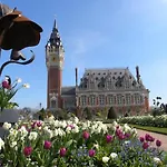Domitys - Le Fil De Soie Apartahotel Calais
