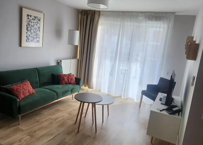 Domitys - Le Fil De Soie Aparthotel Calais