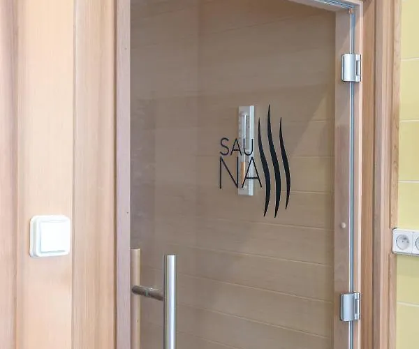 Domitys - Le Fil De Soie Aparthotel Calais